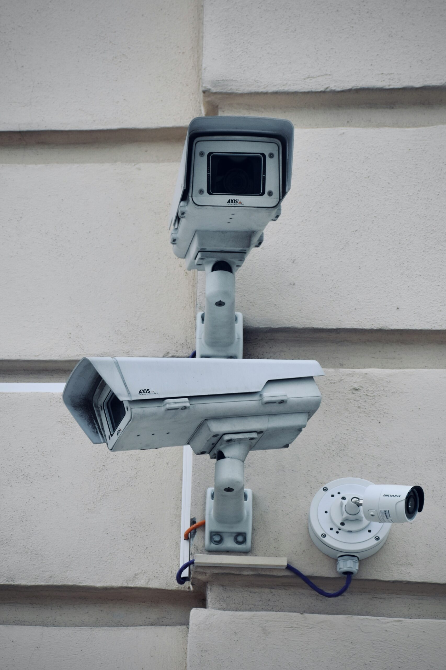 <a href="#sicurezza-videosorveglianza">Security and <br>Video surveillance</a>